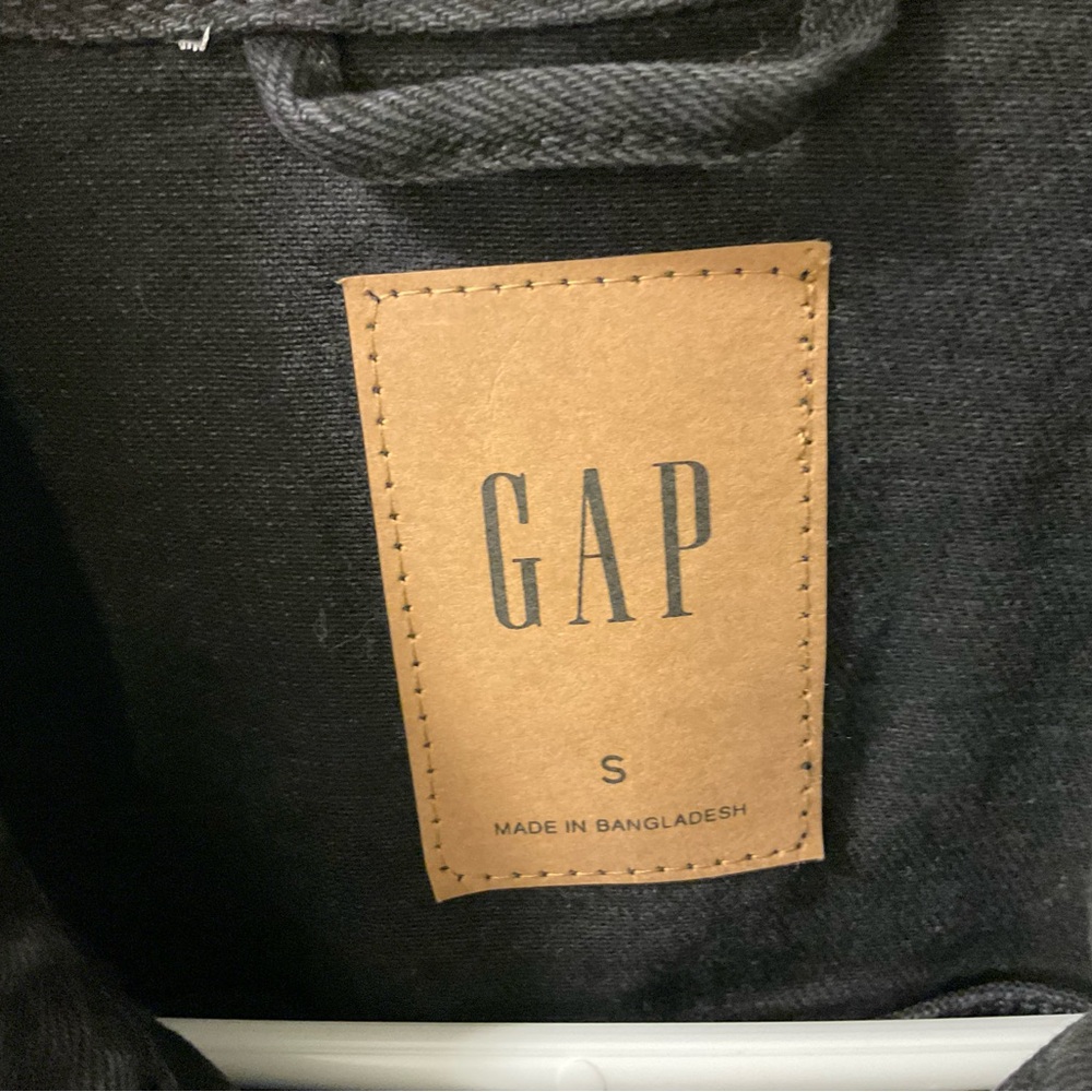 GAP Classic Black Jacket - Picture 3 of 8